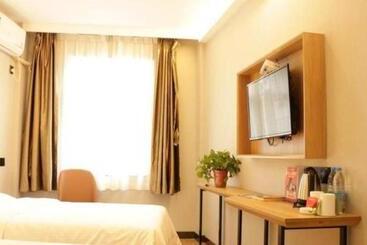 هتل Greentree Inn Anqing Renmin Road Commercial Street Express