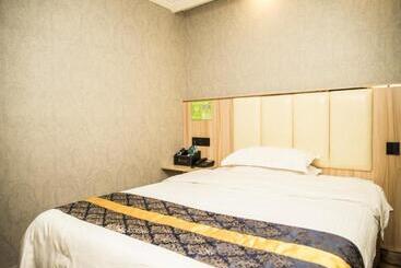 هتل Greentree Inn Jinhua Railway Station Express
