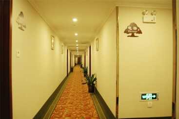 هتل Greentree Inn Yancheng Station