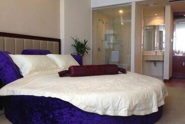 هتل Greentree Inn Yancheng Station