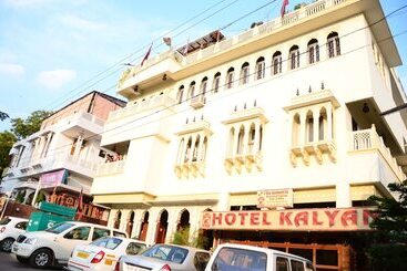 Hotelli Kalyan