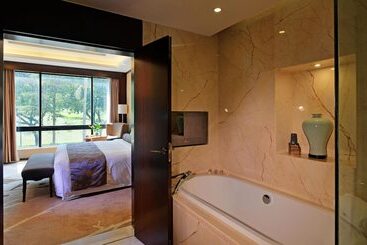 هتل Kylin Villa