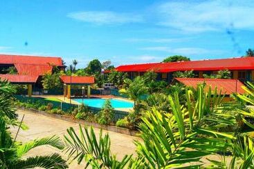 هتل Madang Star International