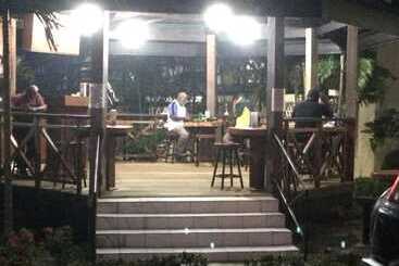 هتل Madang Star International