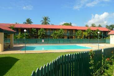 هتل Madang Star International
