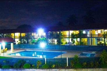 هتل Madang Star International