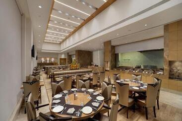 هتل Orange Megastructure Llp