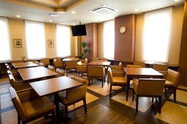 هتل Route Inn Nanao Ekihigashi