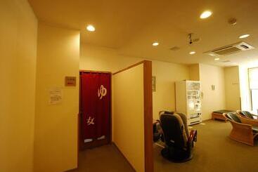 هتل Route Inn Tokoname Ekimae
