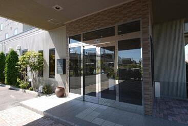 هتل Route Inn Tokoname Ekimae