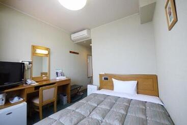 هتل Route Inn Tokoname Ekimae