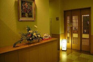 هتل Route Inn Tokoname Ekimae