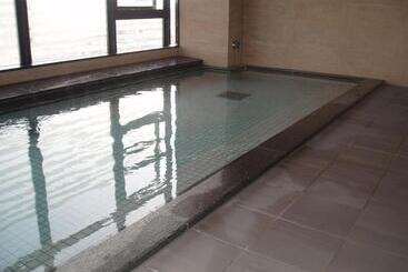 هتل Route Inn Yamagata Ekimae