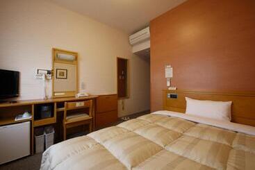 هتل Route Inn Yamagata Ekimae