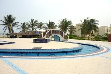 هتل Samharam Resort Salalah