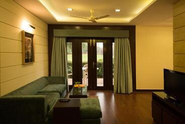 استراحتگاه Lemon Tree Hotel, Tarudhan Valley, Manesar
