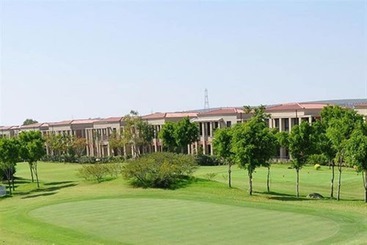 استراحتگاه Lemon Tree Hotel, Tarudhan Valley, Manesar