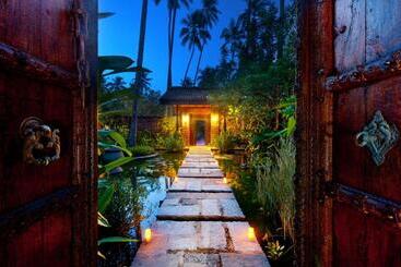 Курорт Reef Villa
