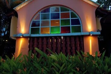 استراحتگاه Tea Bungalow