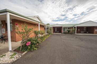 Rose Garden Motel