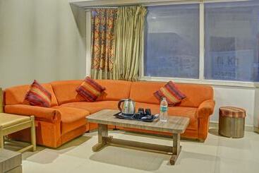 Treebo Trend Hotel Dua Continental