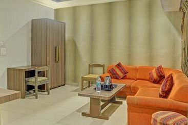 Treebo Trend Hotel Dua Continental