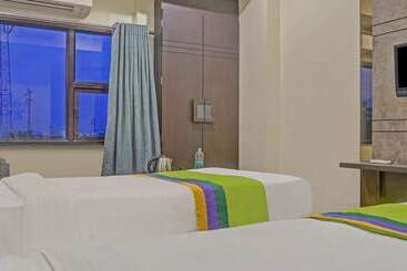 Treebo Trend Hotel Dua Continental