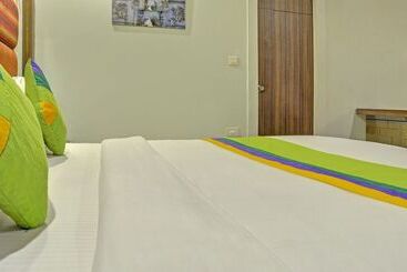 Treebo Trend Hotel Dua Continental