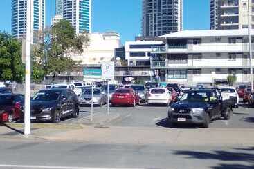 هتل Your Stay In Surfers