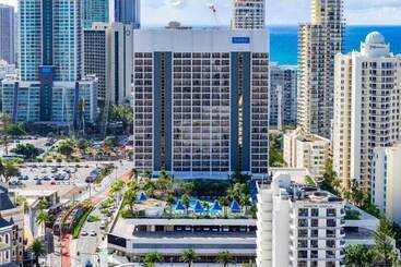 هتل Your Stay In Surfers