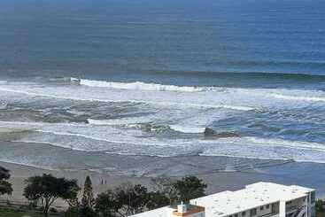 هتل Your Stay In Surfers