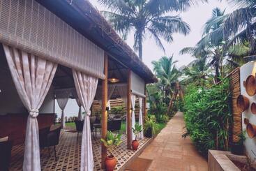 استراحتگاه Pause By The Sea