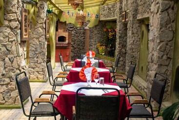 تختخواب و صبحانه Parachichi House Bnb