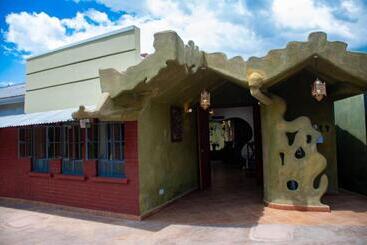تختخواب و صبحانه Parachichi House Bnb