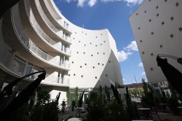 هتل Parizs Garden Apartments