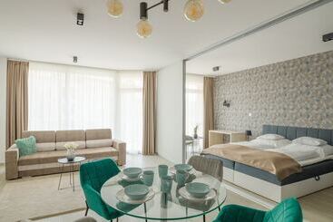 هتل Parizs Garden Apartments