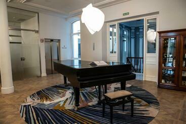 هتل Soho Boutique Palacio De Pombo