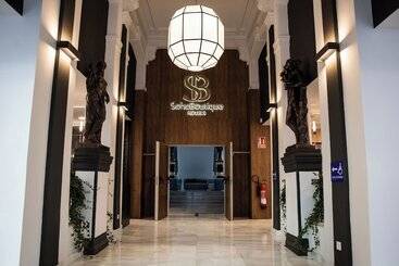 هتل Soho Boutique Palacio De Pombo