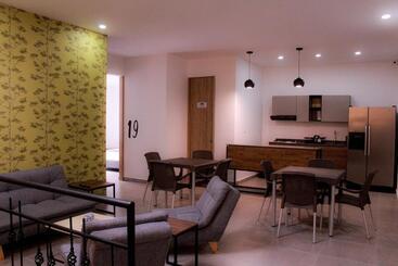 Ayenda Hotel Mm