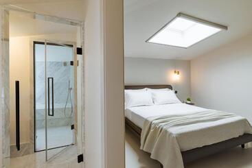 Byssus Suites