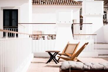 هتل Casa Rosa Villa With Pool In Olhao Centre
