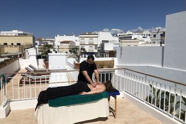 هتل Casa Rosa Villa With Pool In Olhao Centre