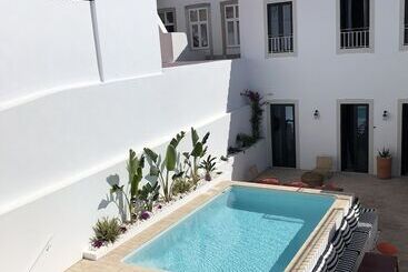 هتل Casa Rosa Villa With Pool In Olhao Centre