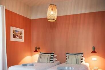 هتل Casa Rosa Villa With Pool In Olhao Centre