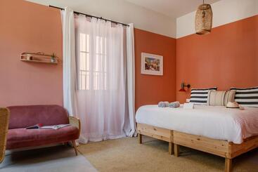 هتل Casa Rosa Villa With Pool In Olhao Centre