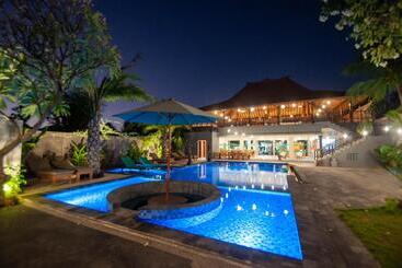 هتل The Bali Menjangan Boutique Villas & Dive Center
