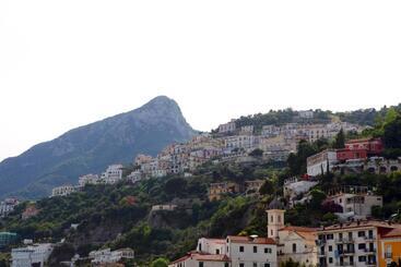 Aretusa Resort Amalfi Coast