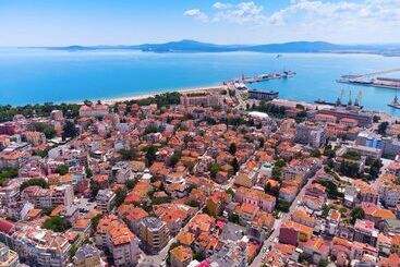 تختخواب و صبحانه Marina Sands Bijou Boutique Is An Excellent Choice For Travelers Visiting Obzor