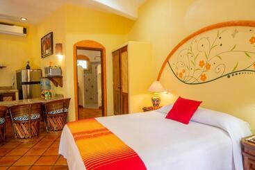 هتل Bungalows Jaqueline