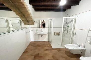 هتل Exclusive Pool Open All Year Spoleto Biofarm Slps 8 Village Shops, Bar1 Km 2
